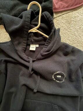 Vans Black Pullover Hoodie with Circular 'Off The Wall' Logo